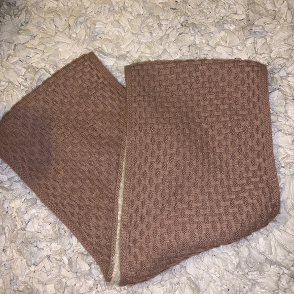 Madison 88 Accessories - Madison 88 Infinity Scarf